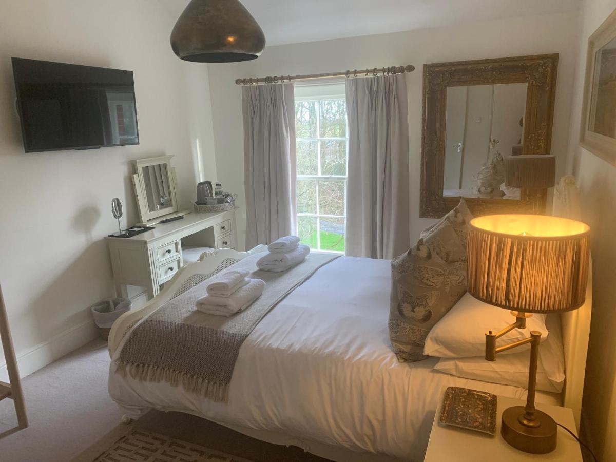 Scarborough Hill Country Inn Норт Уолшам Екстериор снимка